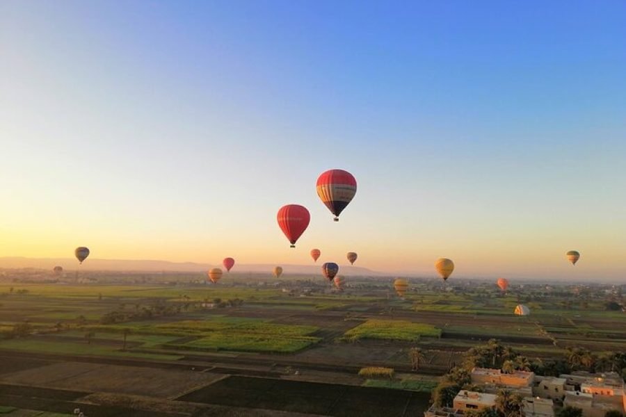 Luxury Sunrise Balloon Rides in Luxor